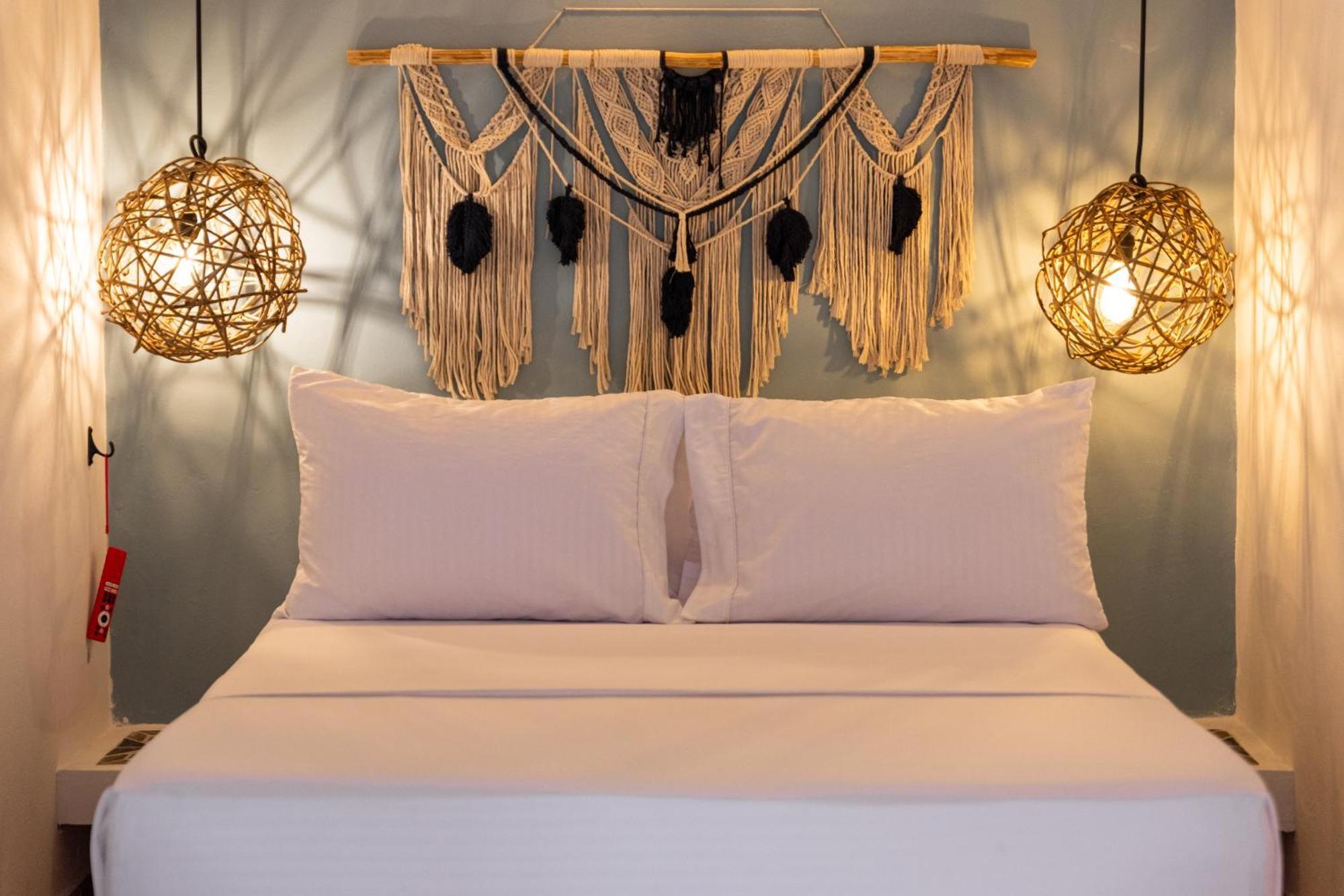 Traveler Hostel Сан-Хиль Экстерьер фото